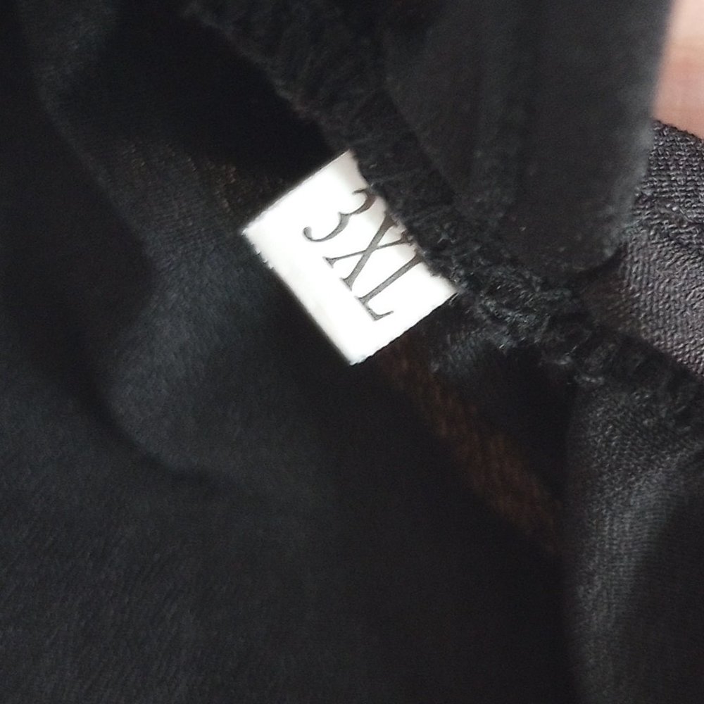Black romper with pockets size 3XL - Picture 5 of 6
